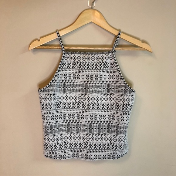 Garage Tops - Black and White Crop Tank